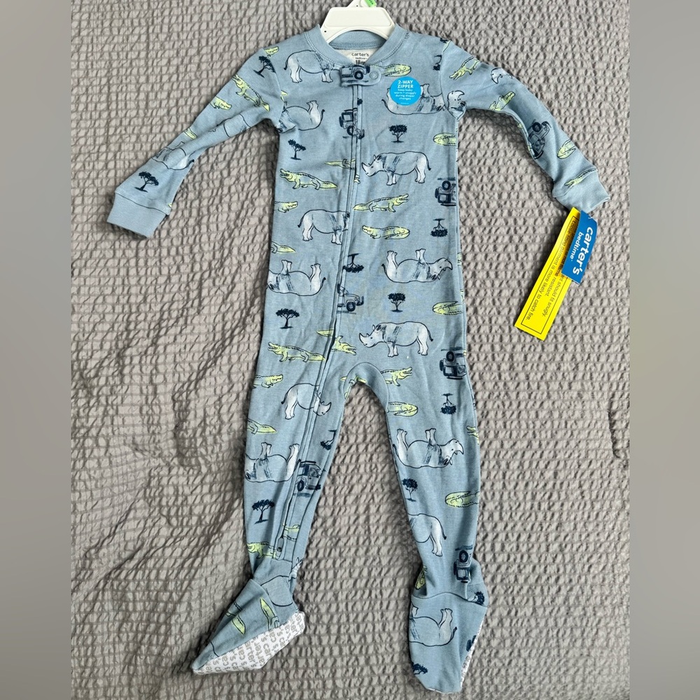 ⚠️Carter's Footed One Piece⚠️